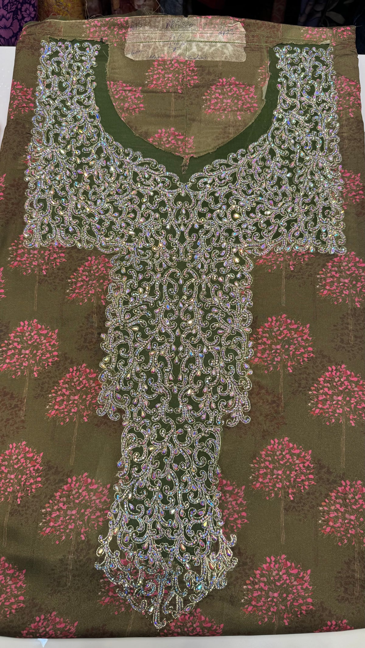 Mukhawar Fabric