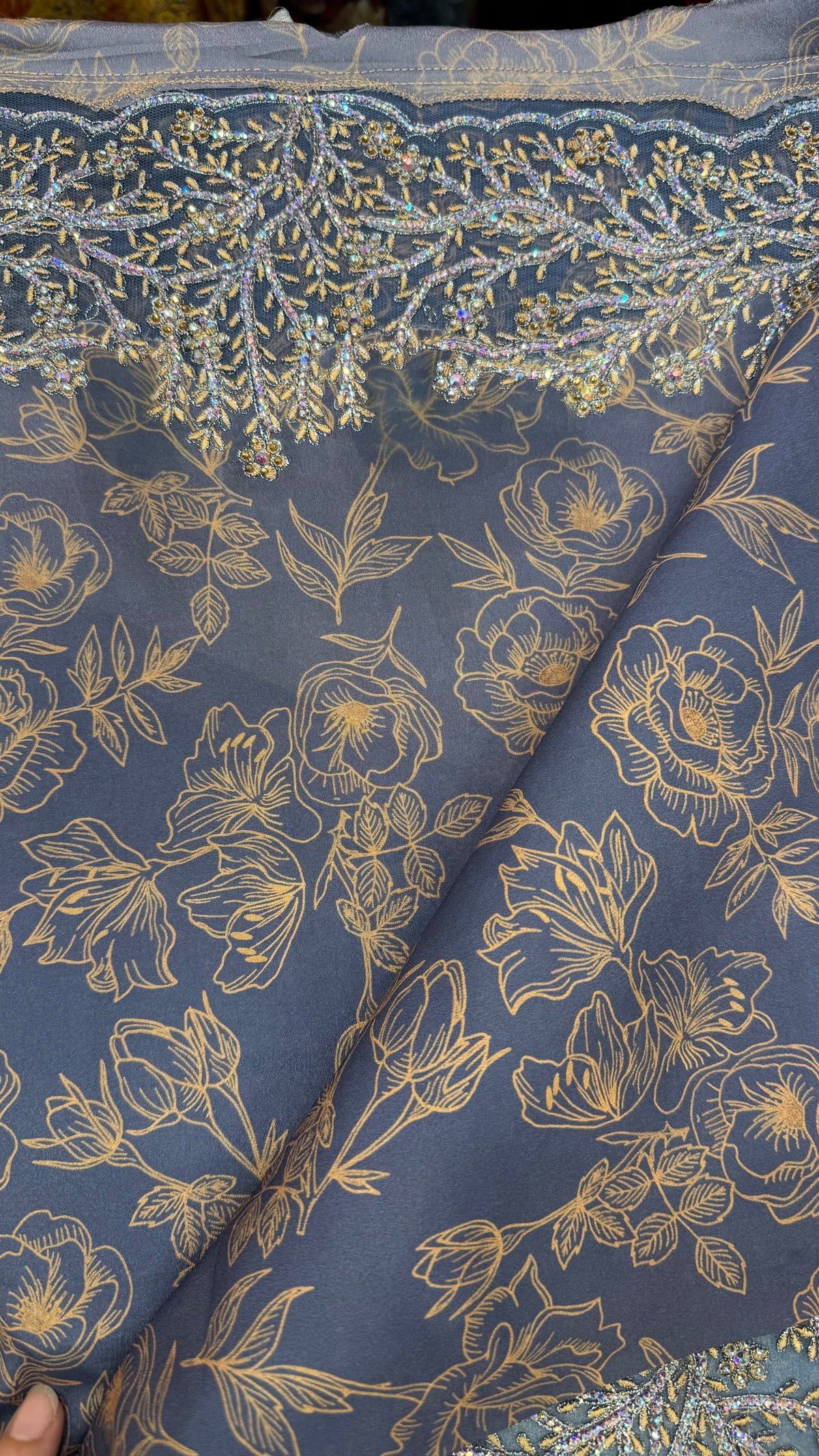 Mukhawar Fabric